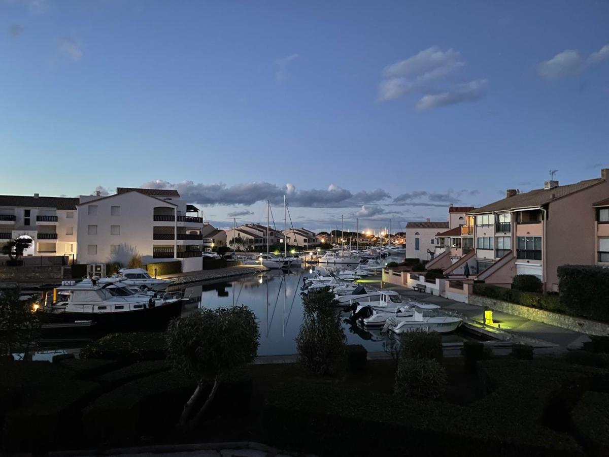 Hispaniola, Avec Vue Sur La Marina Et Parking Prive 생시프리앙 외부 사진
